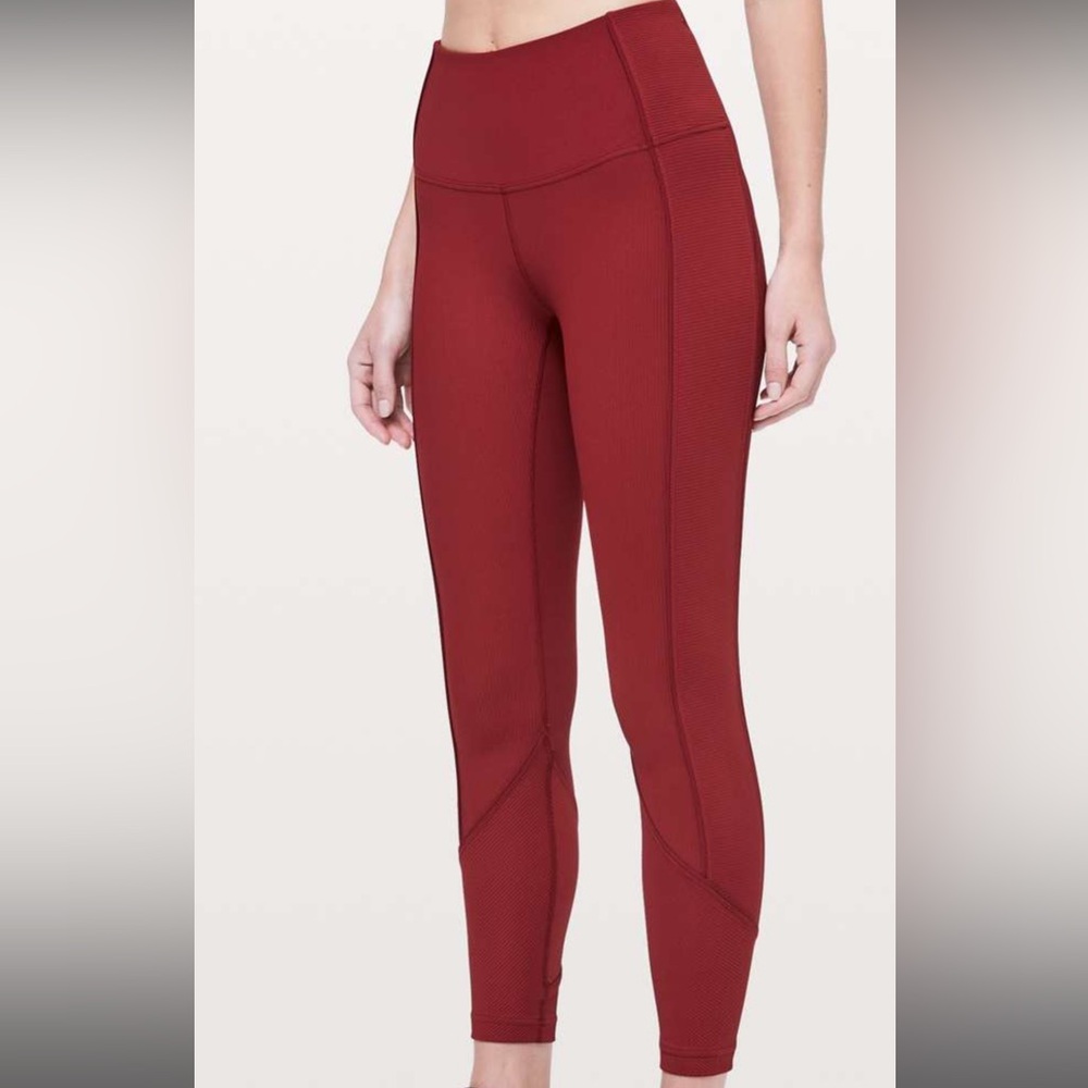 Lululemon Daily Lineup 7/8 tight 25”
